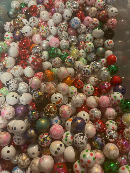 12 Ounce Scoop Holiday Focal Beads