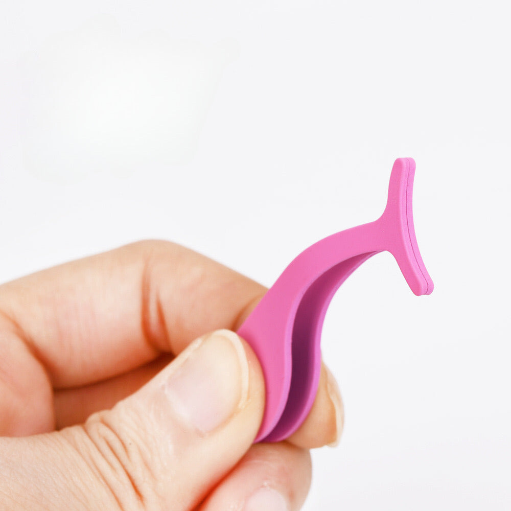 Eyelash Attachment Tool